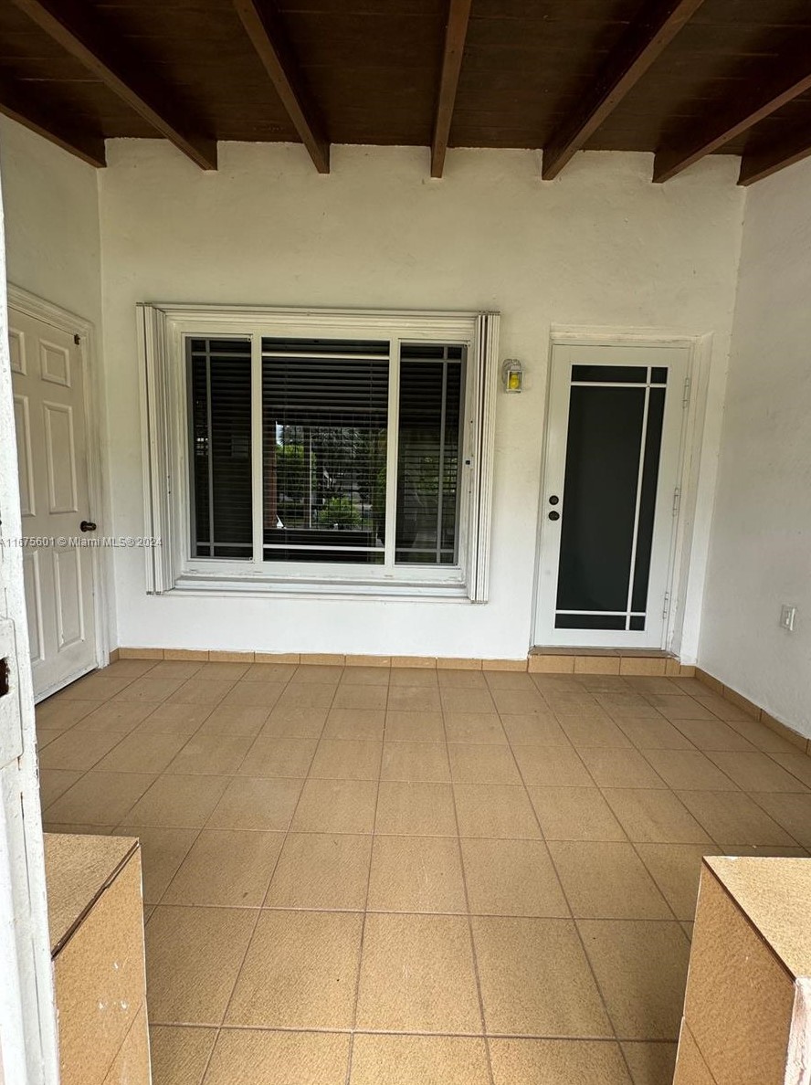 2255 25th Ter, Miami, FL 33133-2325