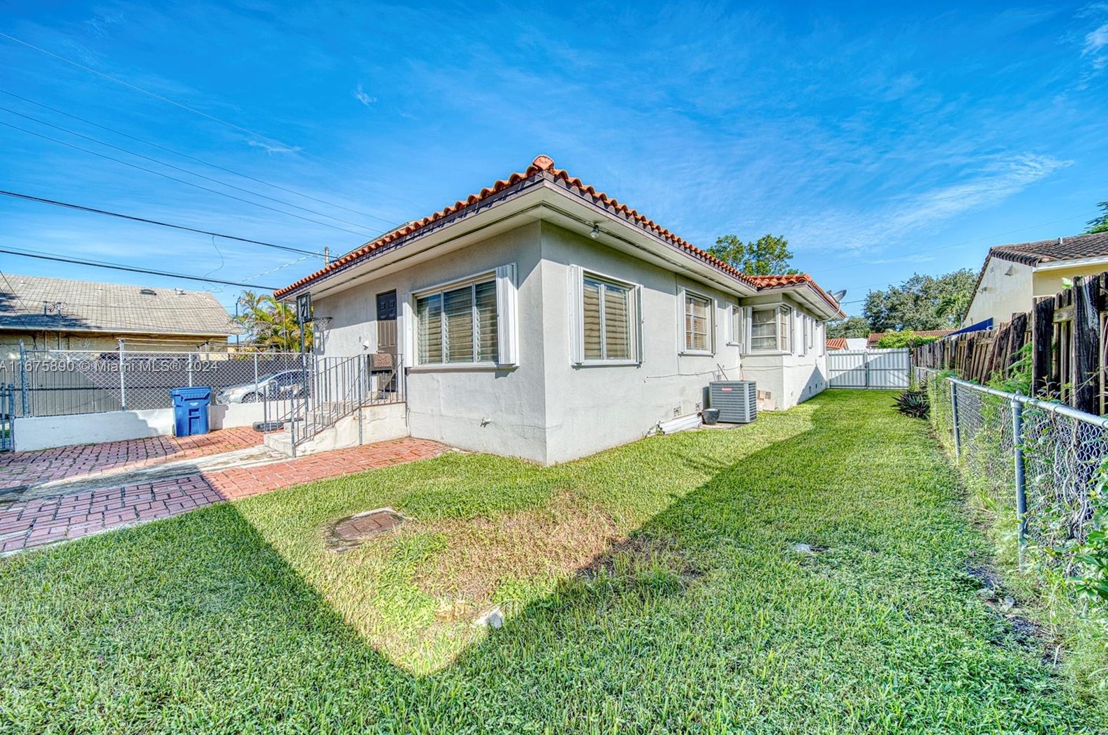 4136 14th St, Miami, FL 33134-3827
