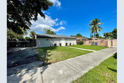 3161 NW 4th St, Lauderhill, FL 33311 - Photo 1