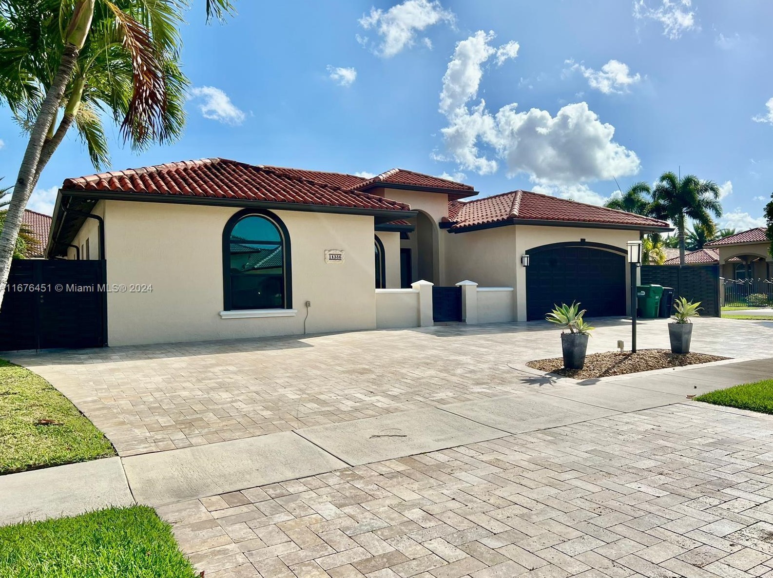 14386 Sw 15th St, Miami, FL 33184