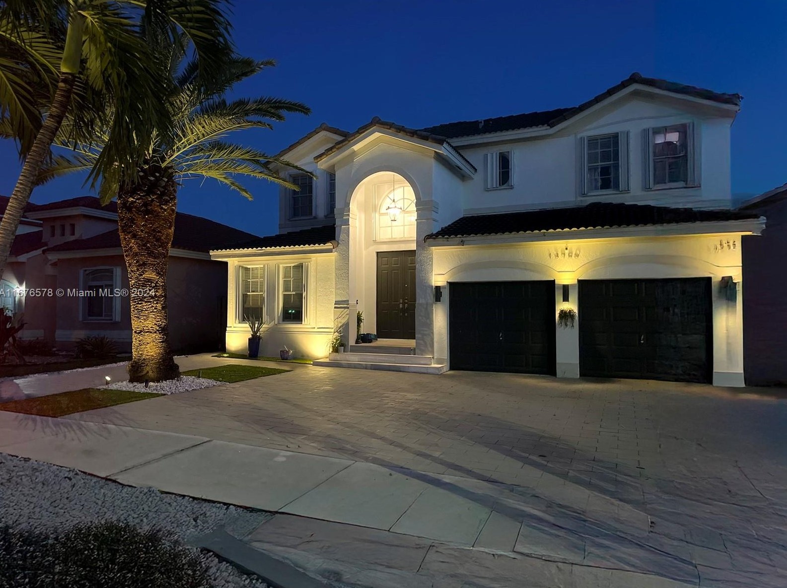 13950 Sw 152nd Terrace, Miami, FL 33177