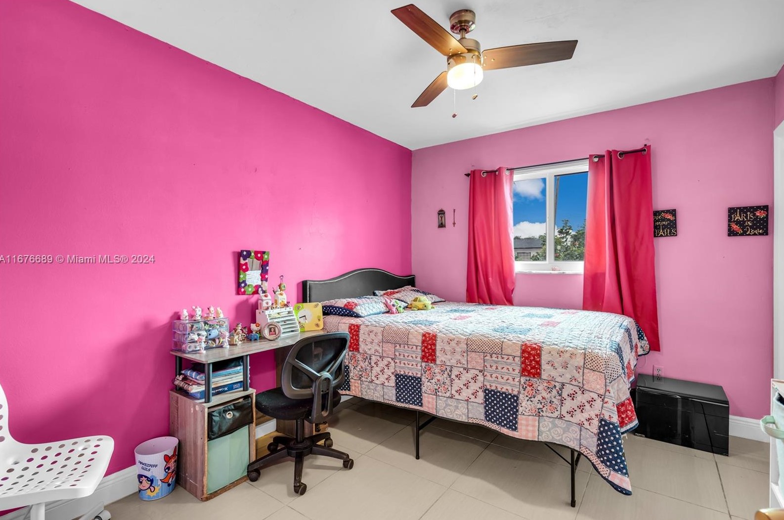 3265 211 St, Miami FL  33180-1067 exterior