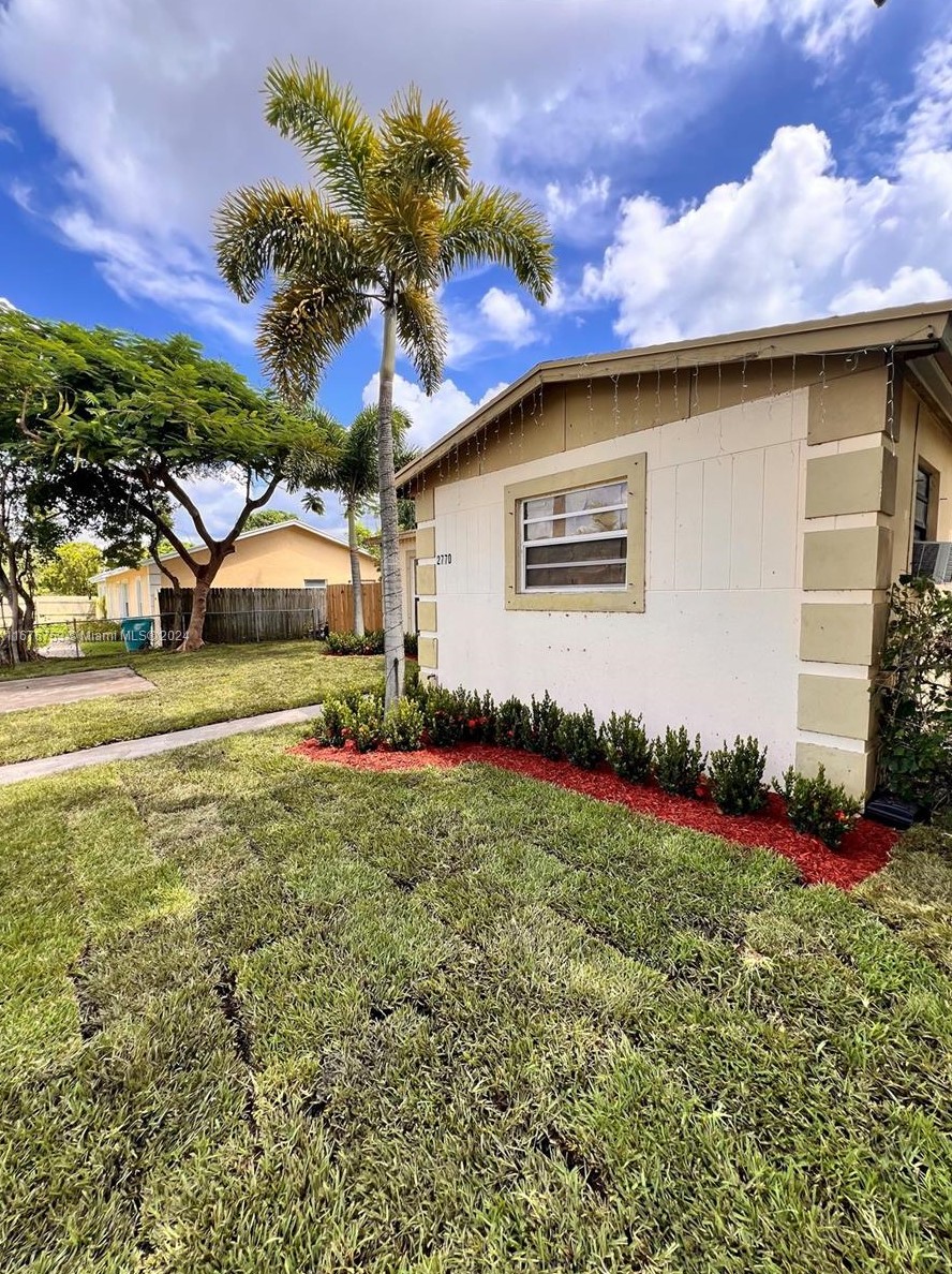 2770 Ne 4th St #house, Boynton Beach, FL 33435