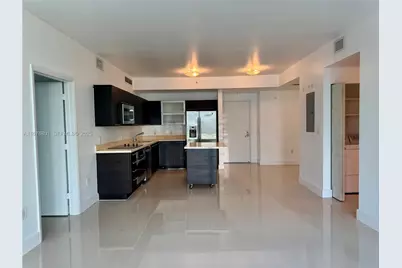 90 SW 3 St #1416, Miami, FL 33130 - Photo 8