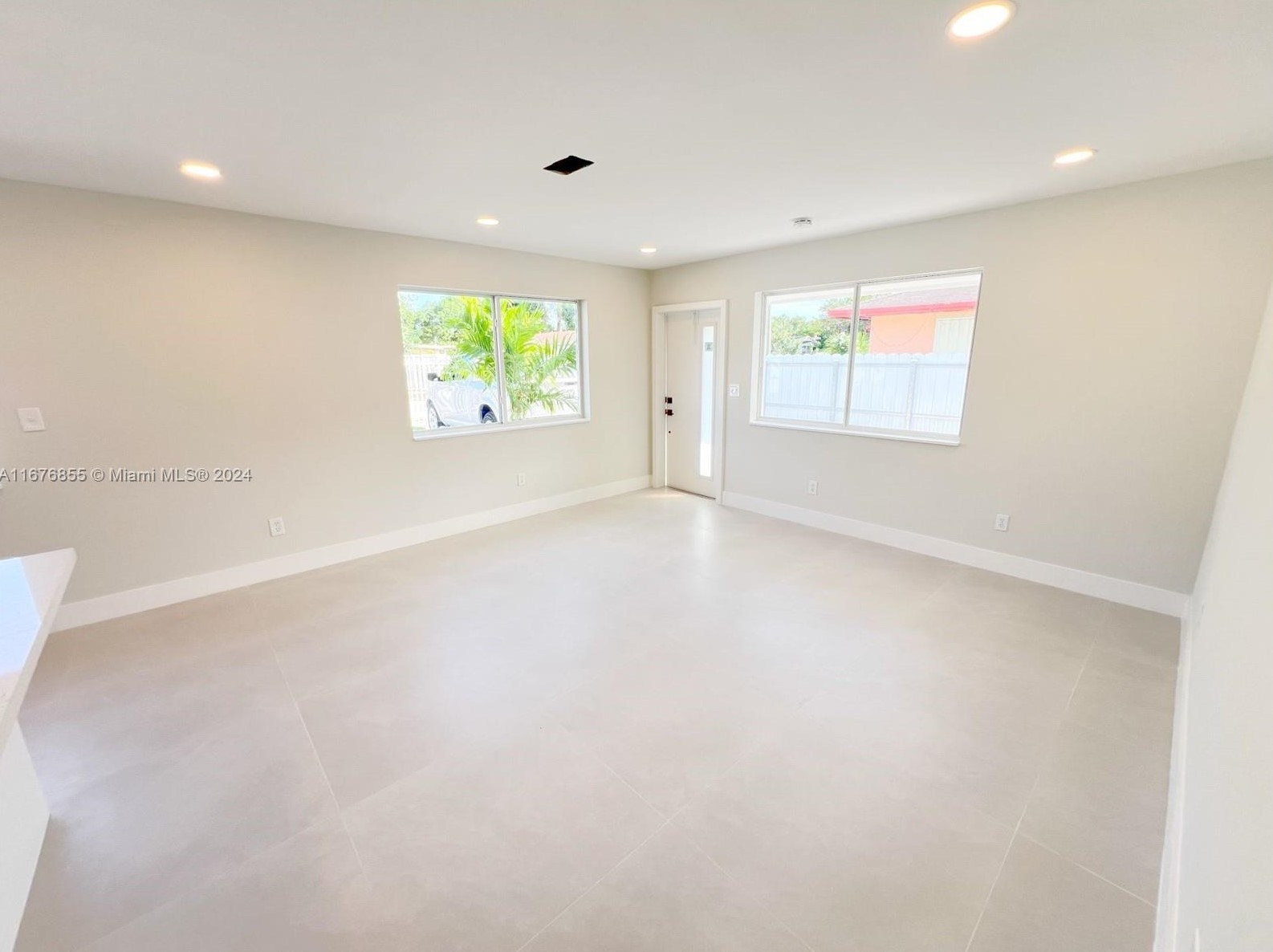 850 109th St, Miami, FL 33161-7256