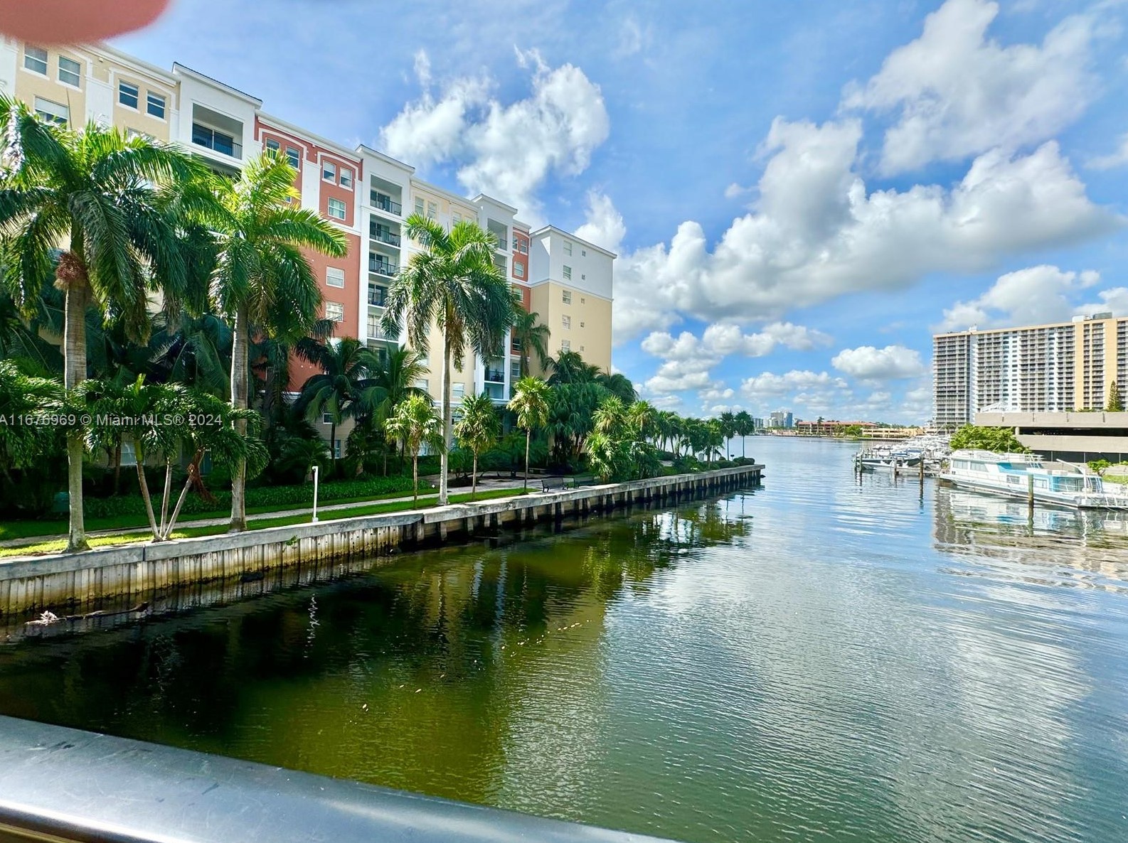 17150 Bay Rd, Miami FL 33160-3413 exterior