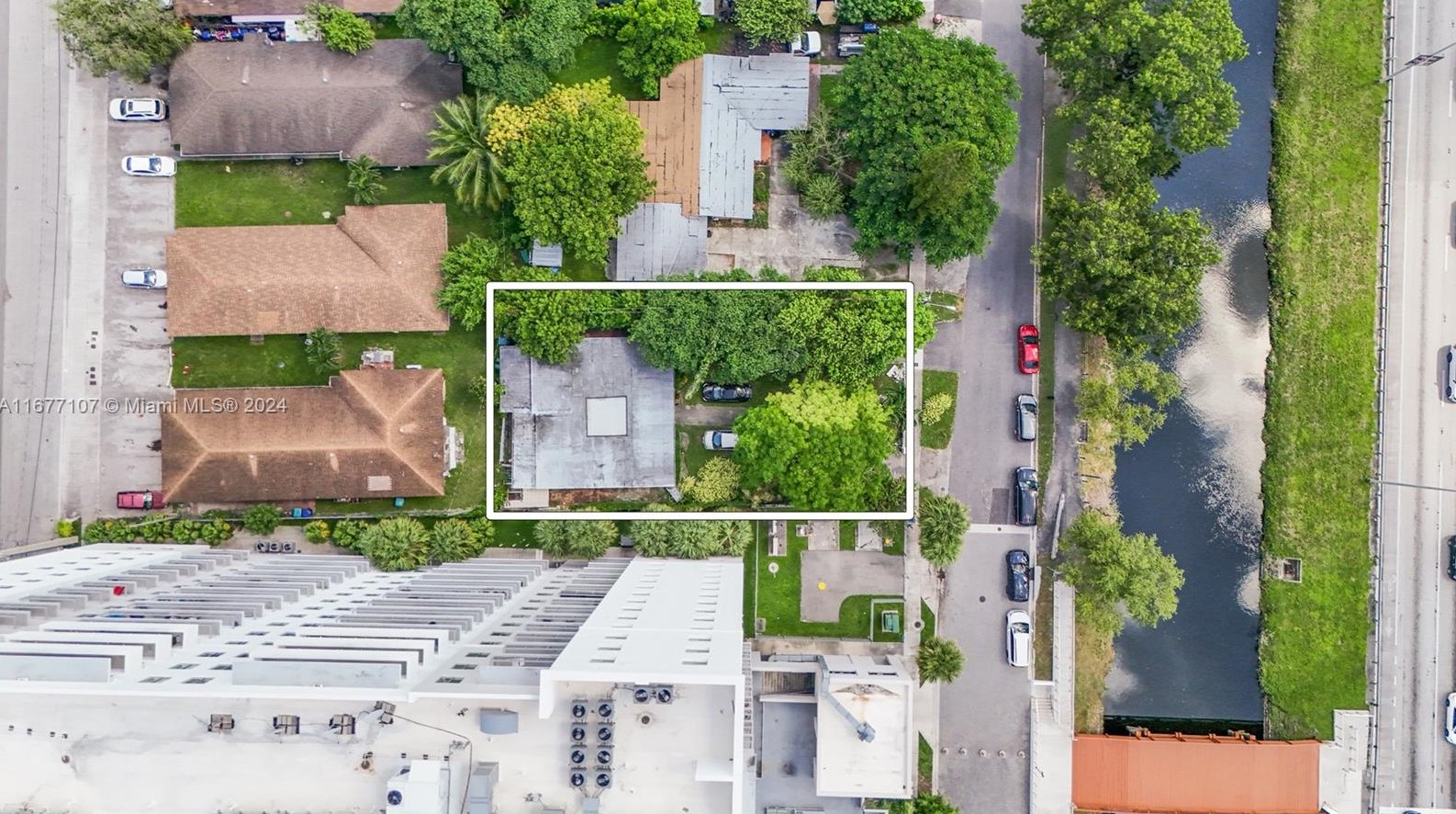 10875 7th Ter, Miami, FL 33174-1502