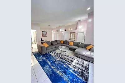 411 SE 7th St, Dania Beach, FL 33004 - Photo 14