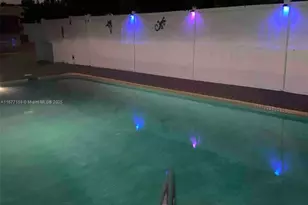 411 SE 7th St, Dania Beach, FL 33004 - Photo 8