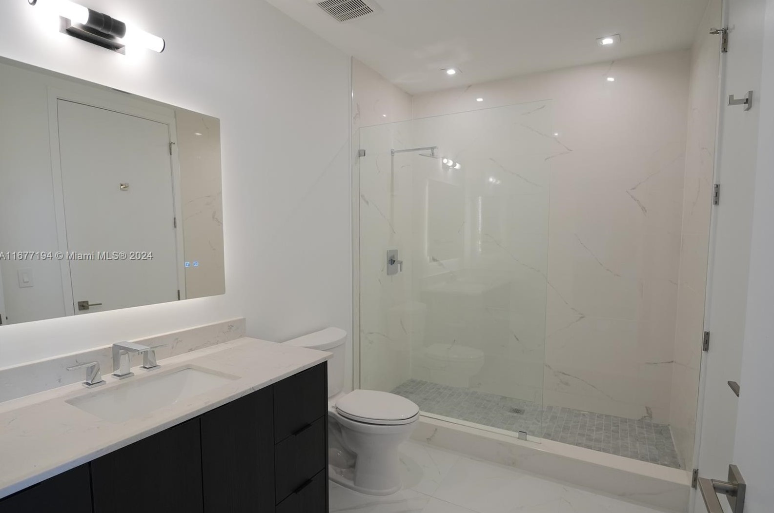 7924 2nd Ave, Miami FL 33138-4402 exterior