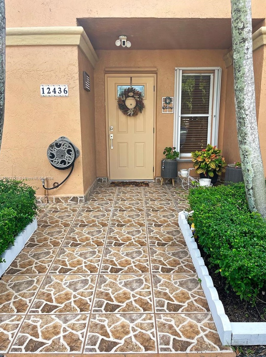 12436 11th Ln, Miami, FL 33182-2462
