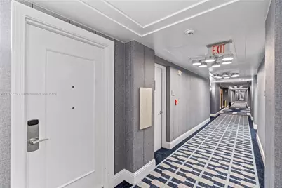 4401 Collins Ave #915, Miami Beach, FL 33140 - Photo 26