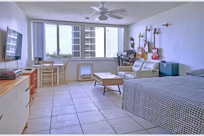 19201 Collins Ave #630, Sunny Isles Beach, FL 33160 - Photo 22