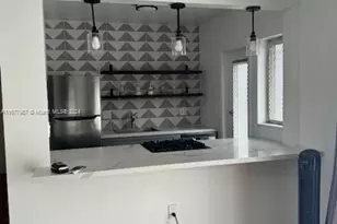 835 Meridian Ave, Miami Beach, FL 33139 - Photo 12