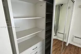 835 Meridian Ave, Miami Beach, FL 33139 - Photo 20