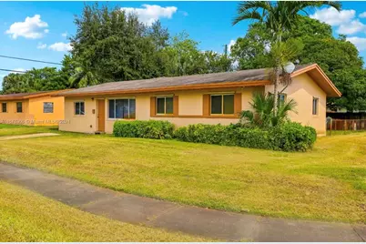 550 NW 35th Ter, Lauderhill, FL 33311 - Photo 1