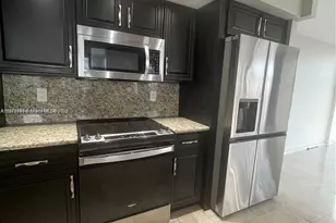1000 Parkview Dr, Hallandale Beach, FL 33009 - Photo 2