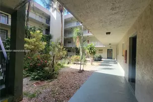 1820 SW 81st Ave, North Lauderdale, FL 33068 - Photo 20