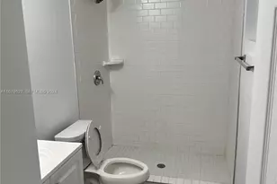 620 W 29th St, Hialeah, FL 33012 - Photo 20