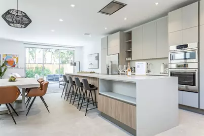 3110 Elizabeth St #3110, Miami, FL 33133 - Photo 4