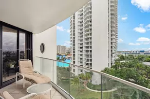 2800 Island Blvd, Aventura, FL 33160 - Photo 24