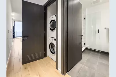 398 NE 5th St #4107, Miami, FL 33132 - Photo 16