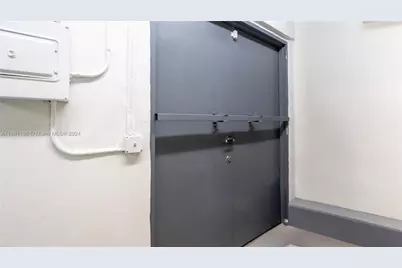 17 S Federal Hwy, Dania Beach, FL 33004 - Photo 10