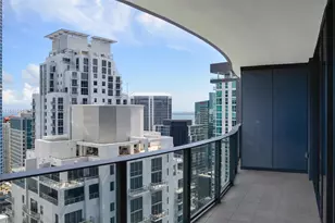 1000 Brickell Plaza, Miami, FL 33131 - Photo 2