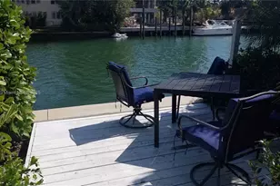 3921 N Meridian Ave, Miami Beach, FL 33140 - Photo 10