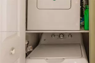 1900 W 54th St, Hialeah, FL 33012 - Photo 18