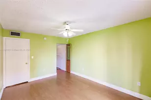 1900 W 54th St, Hialeah, FL 33012 - Photo 14