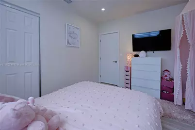 711 W 31st St, Hialeah, FL 33012 - Photo 24