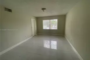 4255 N University Dr, Sunrise, FL 33351 - Photo 10