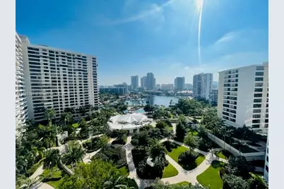 600 Three Islands Blvd #1716, Hallandale Beach, FL 33009 - Photo 52