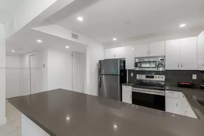 2301 Collins Ave #534, Miami Beach, FL 33139 - Photo 10