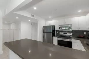 2301 Collins Ave, Miami Beach, FL 33139 - Photo 10