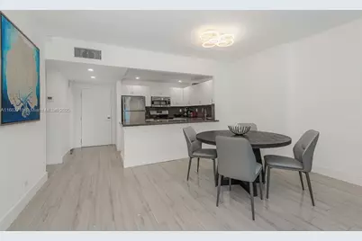 2301 Collins Ave #534, Miami Beach, FL 33139 - Photo 8