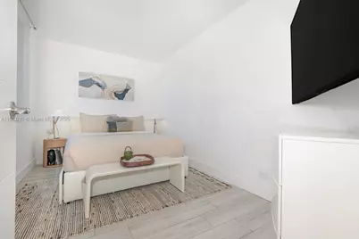 2301 Collins Ave #534, Miami Beach, FL 33139 - Photo 16