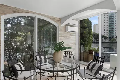 19555 NE 37th Ave, Aventura, FL 33180 - Photo 48