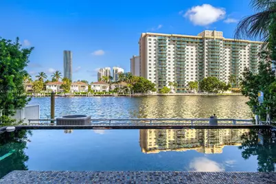 19555 NE 37th Ave, Aventura, FL 33180 - Photo 34