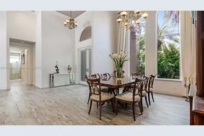 34 Pelican Dr, Fort Lauderdale, FL 33301 - Photo 32