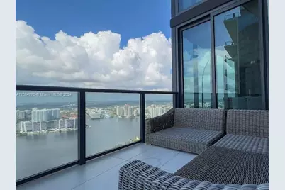 18555 Collins Ave #5203, Sunny Isles Beach, FL 33160 - Photo 34