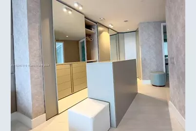 18555 Collins Ave #5203, Sunny Isles Beach, FL 33160 - Photo 4