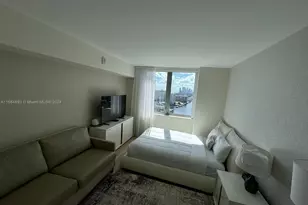 2600 E Hallandale Beach Blvd, Hallandale Beach, FL 33009 - Photo 18