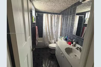 6055 W 19th Ave #318, Hialeah, FL 33012 - Photo 10