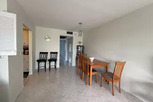 313 Southampton A, West Palm Beach, FL 33417 - Photo 4