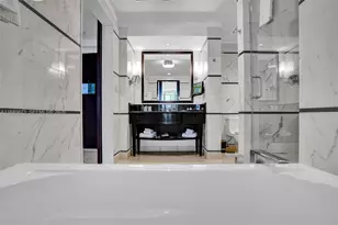 4391 Collins Ave, Miami Beach, FL 33140 - Photo 20