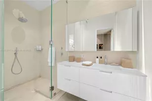 1041 W 48th St, Miami Beach, FL 33140 - Photo 28