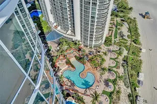 18101 Collins Ave, Sunny Isles Beach, FL 33160 - Photo 52