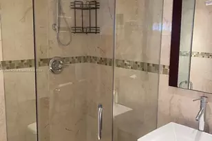 5401 Collins Ave, Miami Beach, FL 33140 - Photo 40